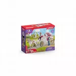 Schleich vestuvių karieta 42641 su Emily ir Toby figūrėlėmis