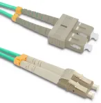 Qoltec Patchcord fiber optic LC/UPC - SC/UPC | Multimode | 50/125 | OM4 | Duplex | 3m