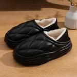Jaukios pliu&scaron;inės &scaron;lepetės - Juoda / 44-45