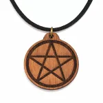 Raudonmedžio amuletas "Pentagrama"