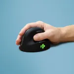 R-Go HE Break juoda belaidė Bluetooth vertikali pelė de&scaron;iniarankiams, S dydžio
