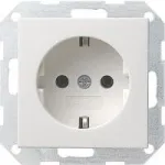 Gira System 55 Schuko elektros lizdas, grynai balta satino matinė, 16 A, įleidžiamas 018827