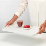Brabantia ReNew pjaustymo lenta / patiekimo padėklas, didelė, &scaron;viesiai pilka