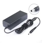 CoreParts MBA1141 maitinimo adapteris / keitiklis Vidine 90 W Juoda