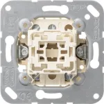 JUNG 506-20U Universalus svirtinis jungiklis, 20 AX, 250 V AC, įleidžiamas, termoplastikas, tik įdėklas