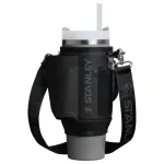 STANLEY ne&scaron;iojimo dėklas termo puodeliui su &scaron;iaudeliu The All-Day Quencher Carry-All 0,89L juodas