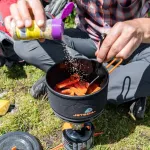 Jetboil 1.5L keraminis virimo puodas su FluxRing &scaron;ilumokaičiu, kietai anoduotas aliuminis, nelipni danga, sulankstomos rankenos