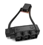 Dynatron L36 1U aktyvus skysčio au&scaron;intuvas CPU, skirtas AMD SP6/TR5, 300W TDP, varinė &scaron;alčio plok&scaron;tė, 40 mm dviejų rutulinių guolių ventiliatorius, 10000 RPM