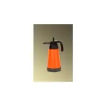 FISKARS slėginis purk&scaron;tuvas 1,8 l su reguliuojamu antgaliu, HDPE talpa, ergonomi&scaron;ka rankena, juodos/oranžinės spalvos