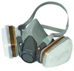 3M 6002C daugkartinio naudojimo respiratorius