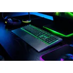 Razer Ornata V3 X žaidimams skirta klaviatūra, JAV raskladė, laidinė, RGB ap&scaron;vietimas, juoda, tylūs membraniniai klavi&scaron;ai, su skaitmenų bloku