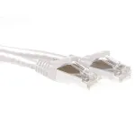 ACT White 0,5 m SFTP CAT6A patch kabelis su apsauga nuo užkliuvimo ir RJ45 jungtimis