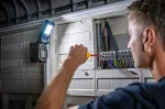 Bosch Professional GLI 18V-800 akumuliatorinis darbo prožektorius, 800 lm