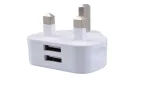 Microconnect PETRAVEL36 ki&scaron;tukinis maitinimo adapteris USB, 5V/2.4A, baltas