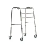 Vaik&scaron;tynė VITEA CARE PPC013VC &ndash; 4 ratų aliumininis vaik&scaron;tynė, reguliuojamas auk&scaron;tis 81,5&ndash;91,5 cm, ratai 8 cm, plotis 550 mm, max vartotojas 110 kg