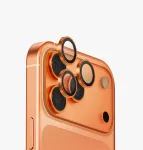 UNIQ Optix aliuminio kameros objektyvo apsauga, skirta iPhone 17 Pro / iPhone 17 Pro Max - gintarinė, grūdintas stiklas, 9H, su aplikatoriumi
