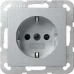 Gira SCHUKO lizdas su LED orientaciniu ap&scaron;vietimu ir apsaugine langine, grynai balta 475526