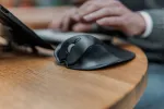 BakkerElkhuizen HandshoeMouse Shift Bluetooth pelė, biuro, ambidekstrinė, optinė, 1000 DPI