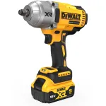 Veržliaraktis smūginis DeWALT DCF900P2T-QW 1/2 colio be&scaron;epetėlis 18 V, 1898 N&middot;m, 5 Ah akumuliatorius, 2 akumuliatoriai, įkroviklis, dėklas