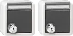 Gira 456030 rinkinys 2x SCHUKO lizdas su užraktu ir atlenkiamu dangteliu, pavir&scaron;inis, IP44, vienodo rakto, grynai balta