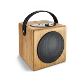 Ne&scaron;iojamas medinio dizaino muzikos grotuvas WAVEMASTER KidzAudio 61002 &ndash; kompakti&scaron;kas garsiakalbis vaikams