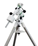 Pusiaujinis montažas Skywatcher EQM-35 su NEQ5 trikoju