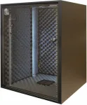 Silence Rack SRO156080B garsą slopinanti 19 colių spinta, 15 U, vienas tylusis ventiliatorius, 600x800 mm, stiklinės durys, juoda