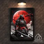 Plakatas &bdquo;Raudonasis nakties samurajus&ldquo; &ndash; A4 (21 &times; 30 cm), su juodu rėmeliu ir tvirtinimu
