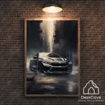 Plakatas &bdquo;BMW M8 Coupe&ldquo; &ndash; A2 (42 &times; 59 cm), su medžio spalvos rėmeliu ir tvirtinimu