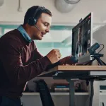 HP Poly Voyager Focus 2-M USB-C-C Headset USB-C/A Adapter Charging Stand