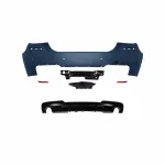 BMW F10 galinis bamperis M-Sport (10-17) su juodu blizgiu difuzoriumi 1x1, su PDC