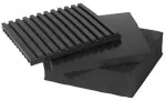 LINDAB vibraciją slopinantis kilimėlis GKUDDE10025. Matmenys 100 x 100 x 25 mm. Maksimali apkrova 10 kg/cm&sup2;. Tik naudojimui patalpose.