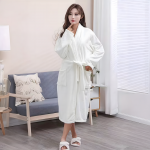 Dantų &scaron;epetėlis Realprices Moteri&scaron;kas vie&scaron;bučio chalatas klasikinis, patogus, &scaron;iltas, suri&scaron;tas, mink&scaron;tas, baltas
