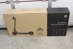 I&scaron;parduodama. Xiaomi Electric Scooter 4 EU Xiaomi Electric Scooter 4 EU 300 W 25 km/h 10 " 6 mėn. Juodas DEMO SCRATCHED MISSI