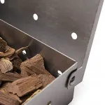 Nerūdijančio plieno dėžutė mėsai, skirta bbq medienos drožlėms, kepsninei