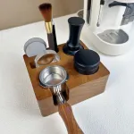 58 mm reguliuojamas, daugiafunkcinis medinis kavos grūstuvo stovas, kavos grūstuvo laikiklis, stovas su kavos portafiltro laikymu, rie&scaron;utmedžio medienos kavos grūstuvas