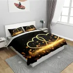 Freyamy 3d patalynės komplektas su &scaron;irdelėmis 220 x 240 cm, 3 dalių, juodos ir aukso spalvų &scaron;irdelių motyvas, prabangi patalynė, mink&scaron;tas mikropluo&scaron;tas, vaiki&scaron;ka patalynė mergaitėms, antklodės užvalkalas su užtrauktuku ir 2 pagalvių užvalkalai 80 x 80 cm