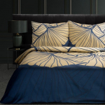 Eurofirany LIMITED COLLECTION MUSA4 Patalynės komplektas i&scaron; natūralaus tencel pluo&scaron;to su ginkmedžio lapų ra&scaron;tu, 160 X 200 cm, 2 vnt. 70 X 80 cm, spalva: tamsiai mėlyna / auksinė