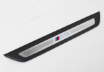 BMW M5 F90 priekinių slenksčių apdaila Originali 51478061069