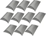 Aerzetix - C54007 - 10 dovanų dėžučių rinkinys pagalvės formos / papuo&scaron;alams / gimtadieniui / kosmetikai / saldainiams vestuvėms 90 x 71 x 24 mm - pagamintos i&scaron; popieriaus / kartono - sidabro spalvos
