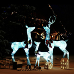Kalėdinė dekoracija elnių &scaron;eima, balta ir sidabrinė, 201 LED