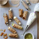 Lijuanwang cannoli kepimo formelės, 12 vnt., nerūdijančio plieno, ritininės formelės, sraigtinės formelės, kruasanų formelės, cannolli ritinėlių formelės/vamzdeliai, kremo ritinėlių, pyrago te&scaron;los, kruasanų kūgio formelės