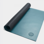 Jogos kilimėlis MANDUKA GRP&reg; Adapt Travel Yoga Mat 1,5 mm (Spalva: Dark Lotus)