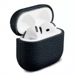 Accezz natūralios odos dėklas, skirtas AirPods 5 / 4 &ndash; tamsiai mėlynas