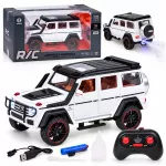 Jokomisiada Remote-Controlled Brabus G800 Metal Car with Opening Doors and LED Lights RC0771