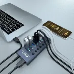 Padidinkite savo produktyvumą su wlxkjy 3.0 usb &scaron;akotuvas &ndash; 7 prievadų aliuminio &scaron;akotuvas patogiam prijungimui, įkrovimui ir greitam duomenų perdavimui