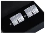 Sagės + dėžutė eleganti&scaron;kos metalinės mar&scaron;kinių sąsagos s39