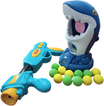 &Scaron;autuvas su taikiniu ir kamuoliukais Ryklys