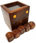 MIRTOP Kauliukų žaidimas akacijos medžio dėžutėje su stikliniu dangčiu kelionėms