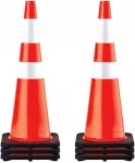 Eismo saugos kūgiai. 6 vnt.. PVC. 91.4 cm. su at&scaron;vaitinėmis juostomis. juoda guminė bazė
